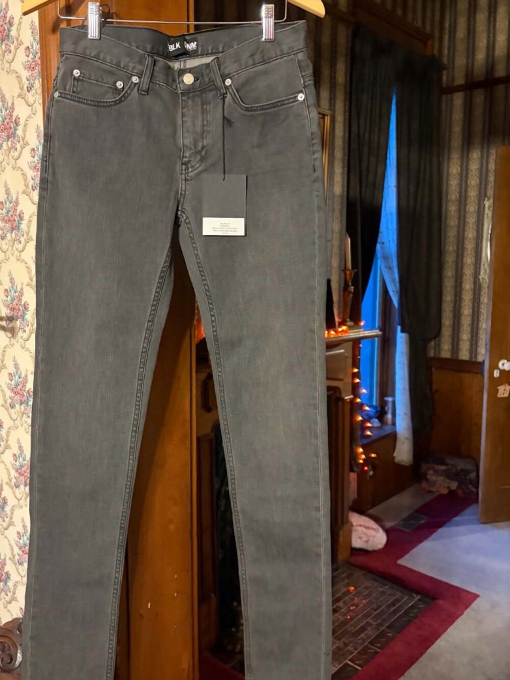 Share $215 NWT BLK DNM NYC 25 Jeans in DRY HAND GREY BLACK NWT 31/34
